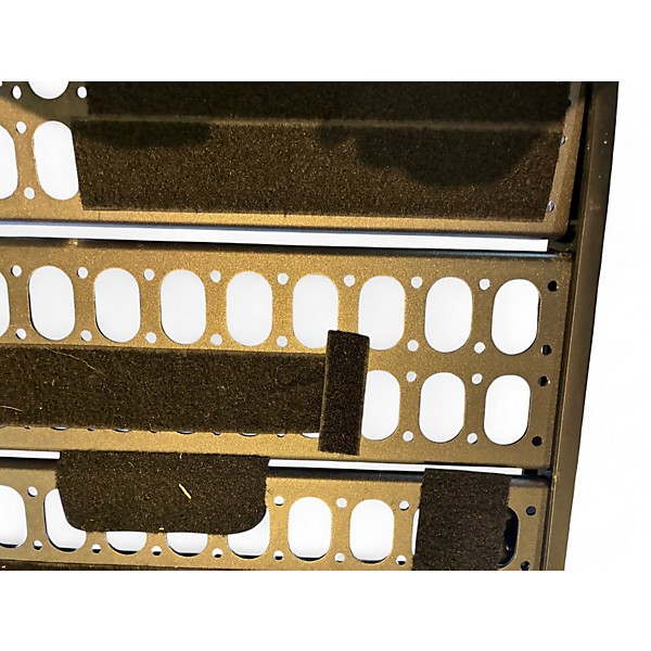 Used Livewire ARENA Pedal Board