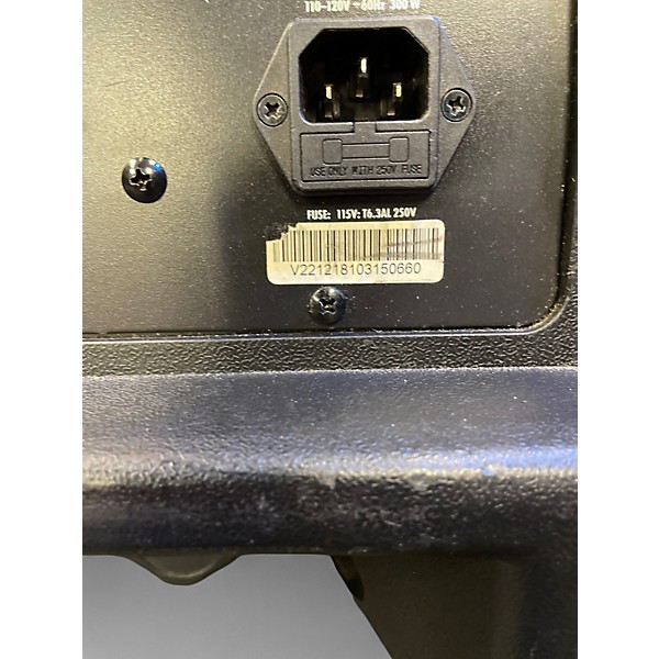 Used Harbinger VARI V2212 Powered Speaker