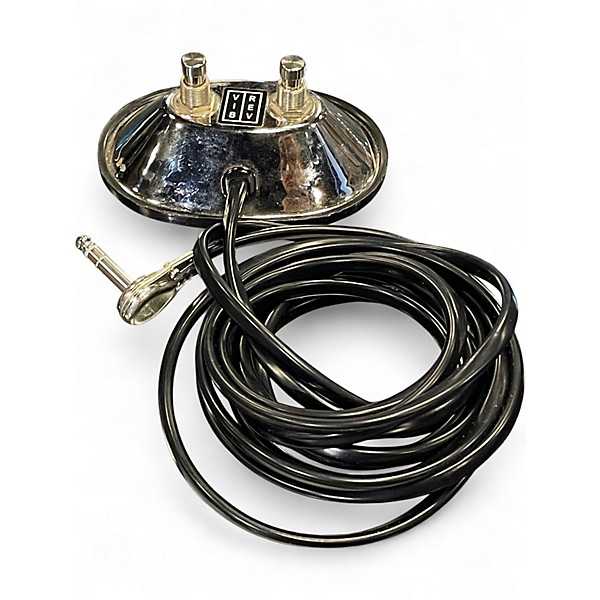 Used Fender 2-Button Vibrato/Reverb Footswitch Pedal