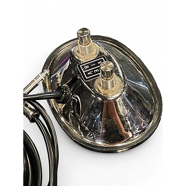 Used Fender 2-Button Vibrato/Reverb Footswitch Pedal