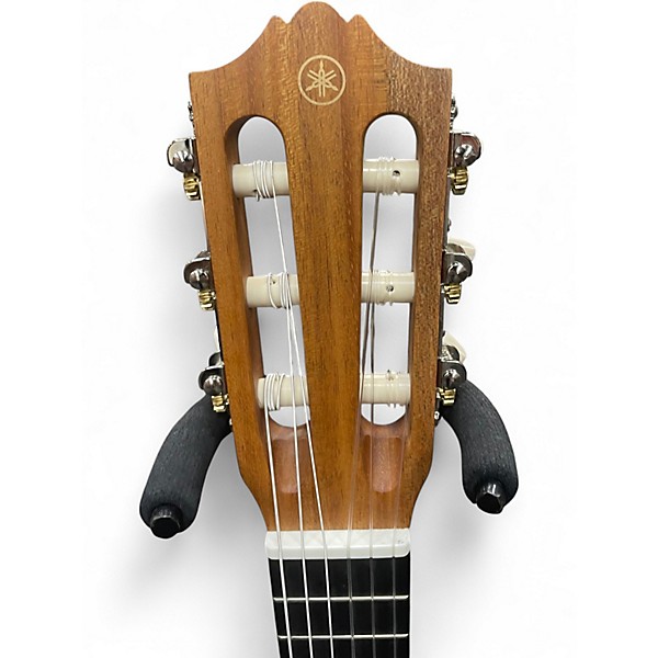 Used Yamaha GL1 Guitalele Natural Ukulele