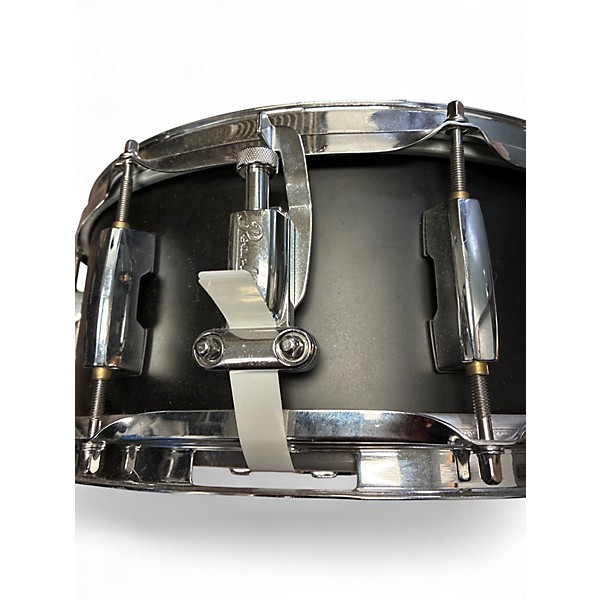 Used Pearl 5.5X14 Modern Utility Maple Snare Black Drum