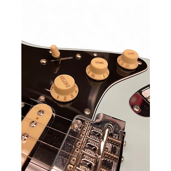 Used Fender Limited Edition Player HSS Stratocaster Sonic Blue Solid Body Electric Guitar