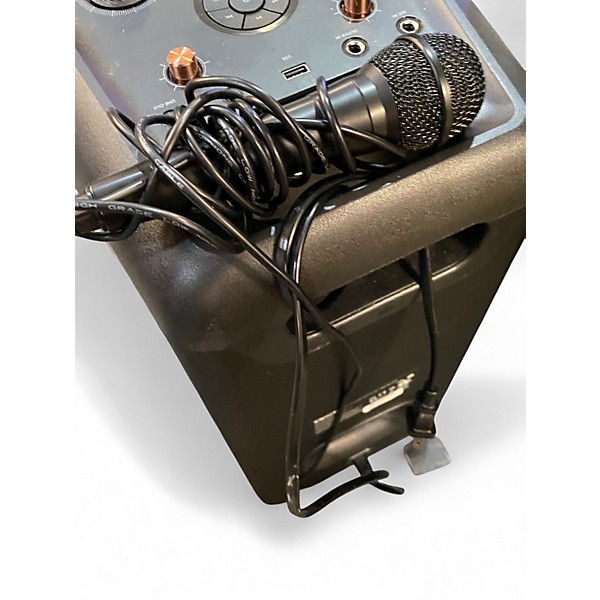 Used Klipsch XXL Powered Speaker