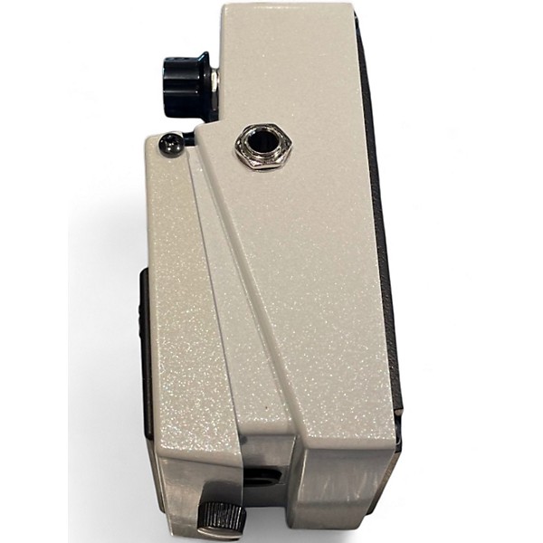 Used BOSS DS1 Distortion White Effect Pedal