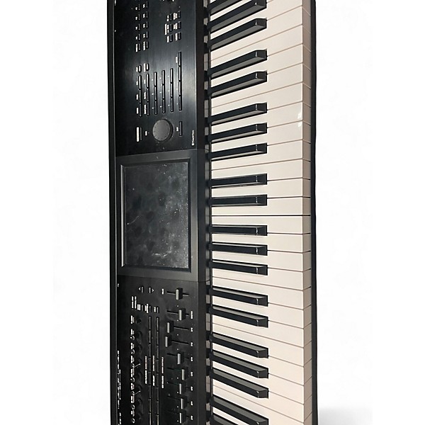 Used KORG Kronos 2 73 key Synthesizer