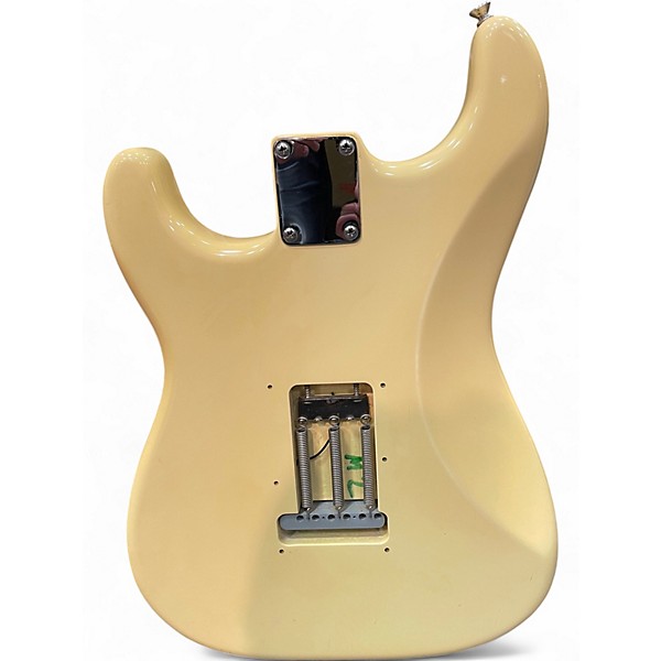 Used Fender 2001 SIGNATURE Yngwie Malmsteen VINTAGE WHITE Solid Body Electric Guitar