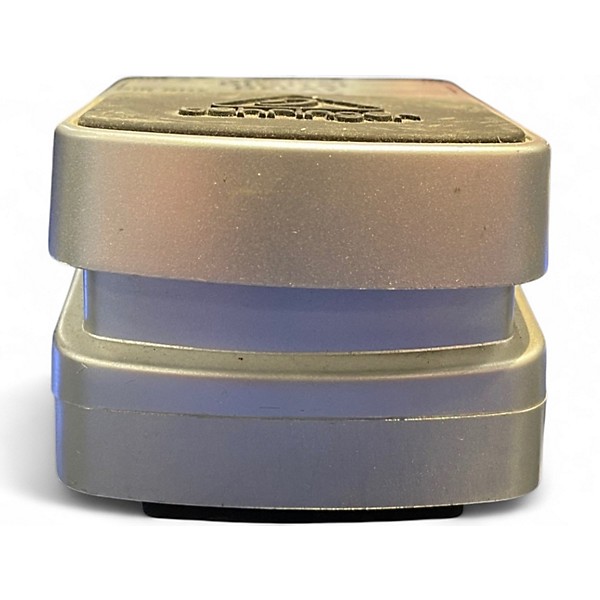 Used Behringer DD400 Digital Delay Effect Pedal