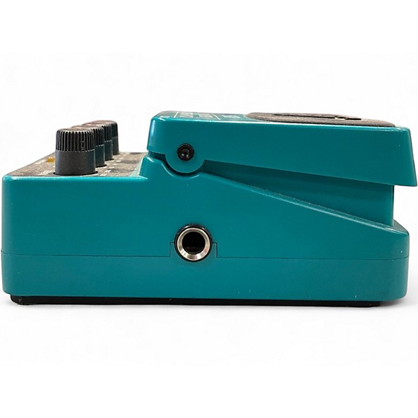 Used Behringer CS400 Compressor Sustainer Effect Pedal