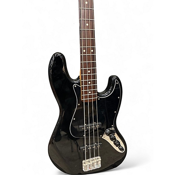 Used 2006 Fender Deluxe Active Jazz Bass Black Electric Bass Guitar