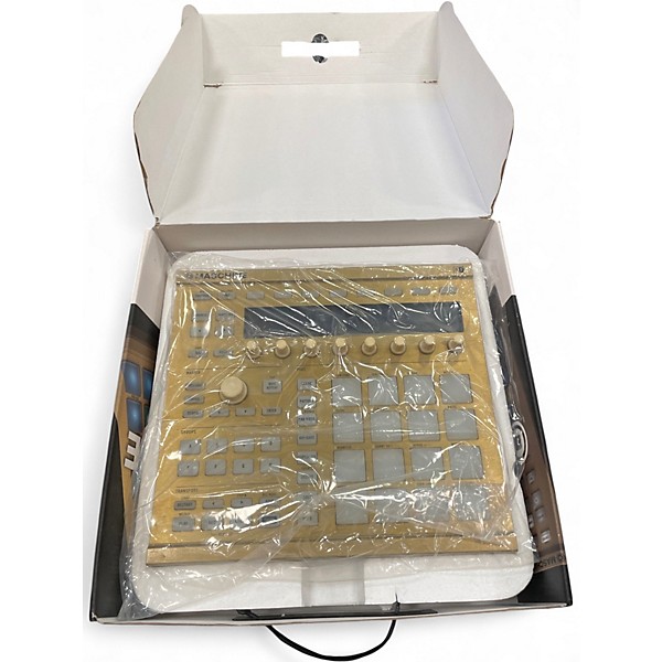 Used Native Instruments Maschine MKII LIMITED EDITION GOLD MIDI Controller