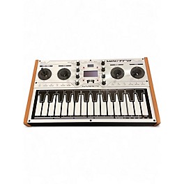 Used Future Retro Vectra Synthesizer