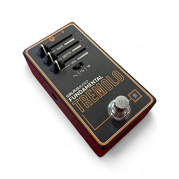 Used Walrus Audio FUNDAMENTAL TREMOLO Effect Pedal