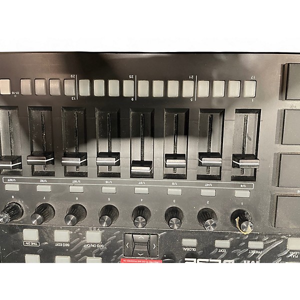 Used Akai Professional MPD232 MIDI Controller