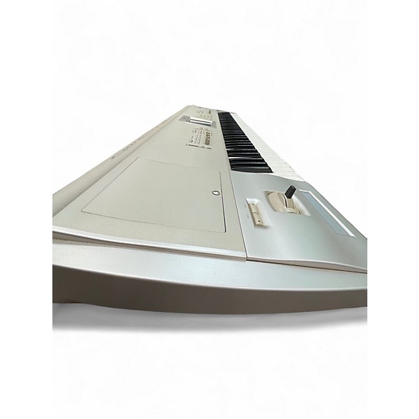 Used KORG Triton Studio 76 Key Keyboard Workstation