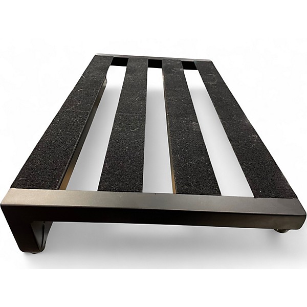 Used Pedaltrain classical 1 Pedal Board