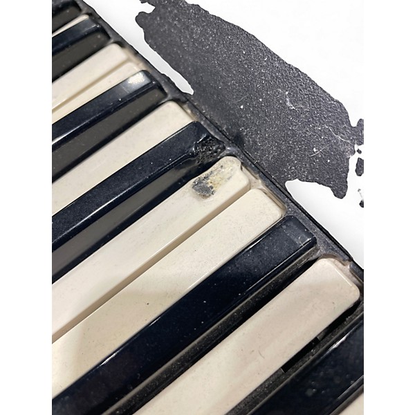 Used Yamaha PSR-GX76 Digital Piano