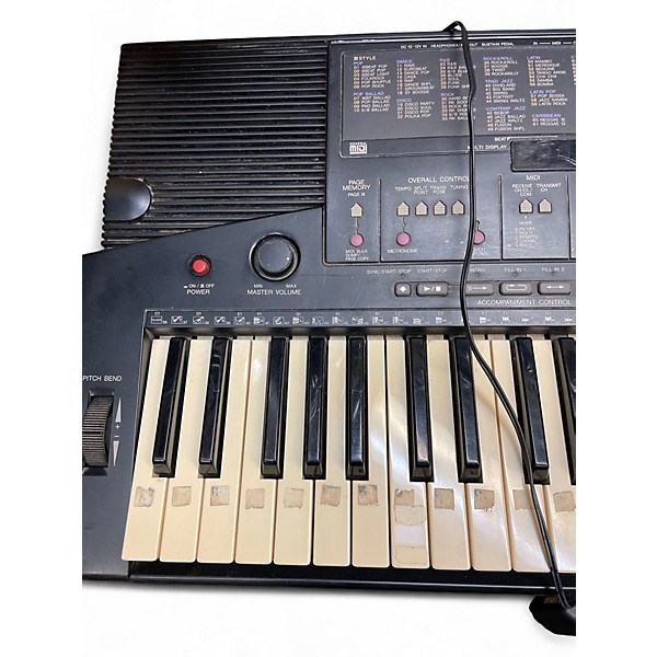 Used Yamaha PSR-410 Keyboard Workstation