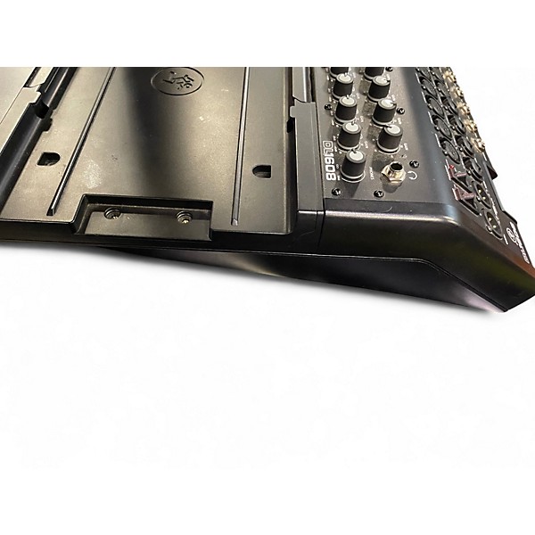 Used Mackie DL1608 Digital Mixer