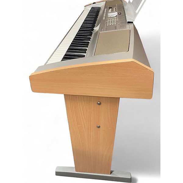 Used Yamaha DGX500 Digital Piano