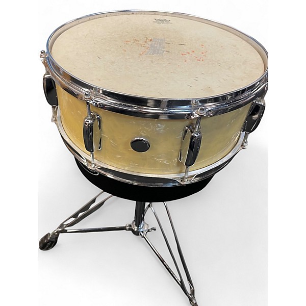 Used Majestic De Luxe 14in 14" x 5" Snare Cream Drum