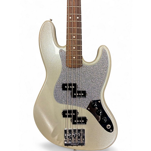 Used Fender Blacktop Jazz Bass Olympic White Pearl Electric Bass Guitar