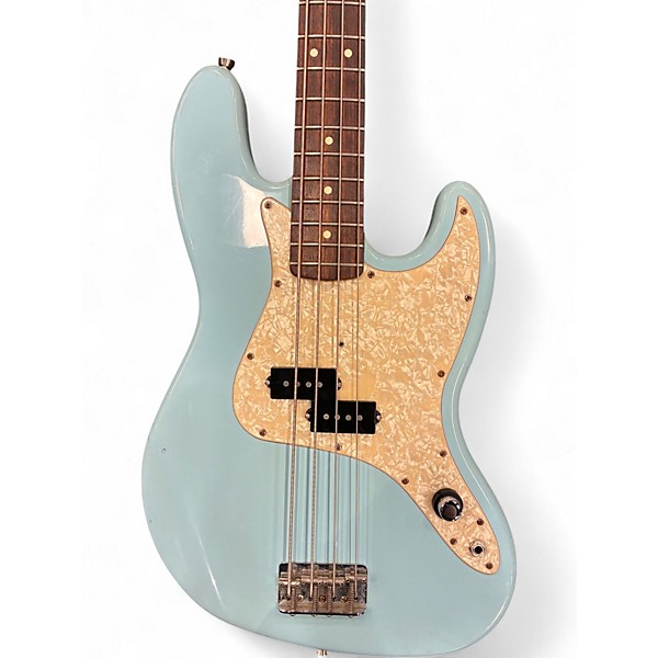 Used 2002 Fender Mark Hoppus Signature Jazz Bass Daphne Blue Electric Bass Guitar