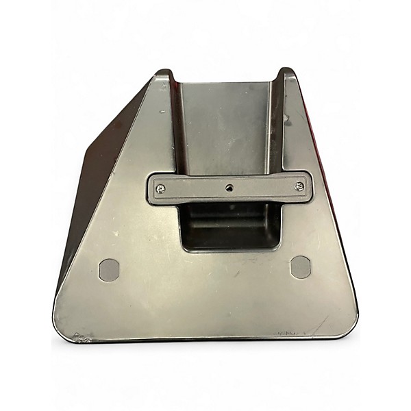 Used Yamaha DXR10 Powered Speaker