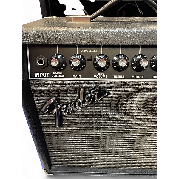 Used Fender Frontman 15G 15W Guitar Combo Amp