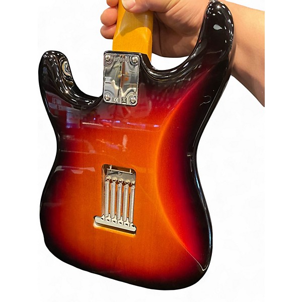 Used Fender JOHN MAYER STRATOCASTER 3 Color Sunburst Solid Body Electric Guitar