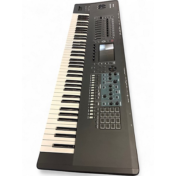 Used Roland Fantom 07 Keyboard Workstation