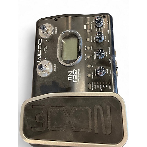 Used Zoom  G2.1nu Effect Pedal Package