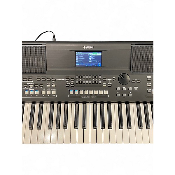 Used Yamaha PSRSX600 Arranger Keyboard