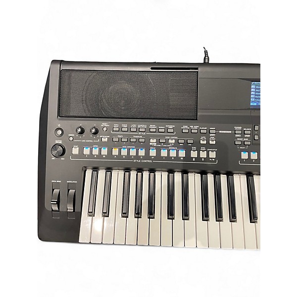 Used Yamaha PSRSX600 Arranger Keyboard