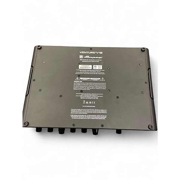 Used Ampeg venture v12 Bass Amp Head