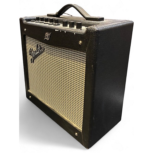 Used Fender Mustang I V2 20W 1X8 Guitar Combo Amp