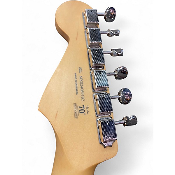 Used Fender player 2 Stratocaster 2 Color Sunburst Solid Body Electric Guitar