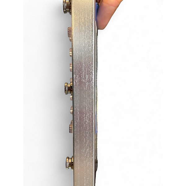 Used Tech 21 Fly Rig 5 SansAmp Effect Processor