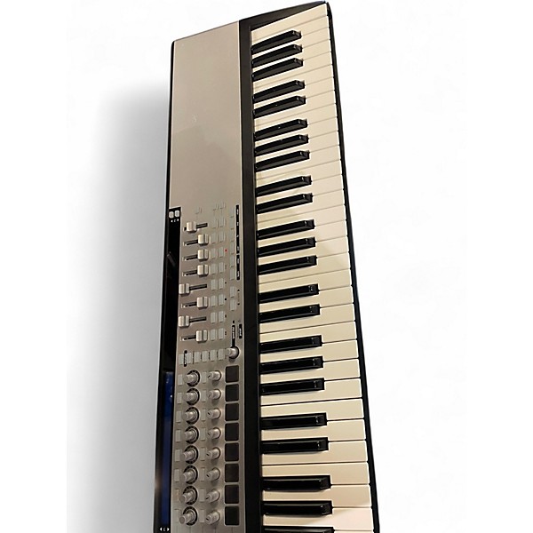 Used Novation sl61 mkii MIDI Controller