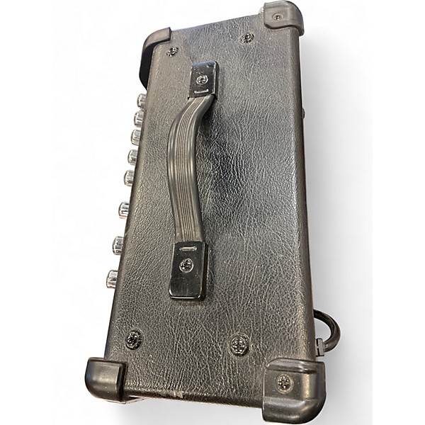 Used Line 6 Spider IV 15W 1X8 Guitar Combo Amp