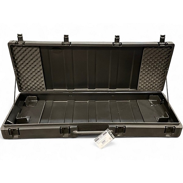 Used SKB skbr6020w 88 key Keyboard Case