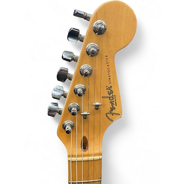Vintage 1999 Fender American Standard Stratocaster Vintage White Solid Body Electric Guitar