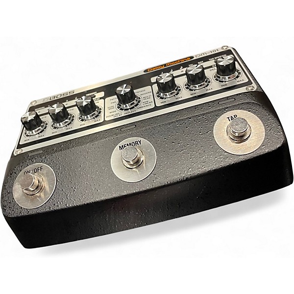 Used BOSS dm-101 Effect Pedal