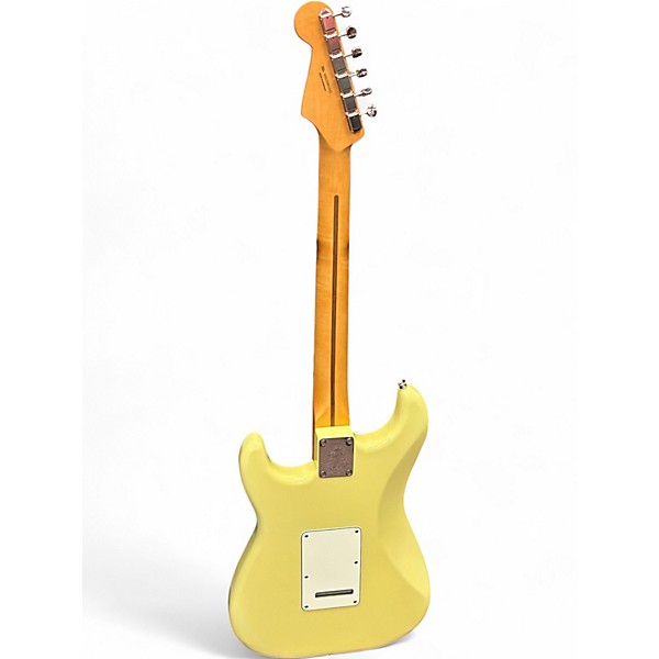 Used 2025 Fender Player II Strat Hialeah Yellow Solid Body Electric Guitar