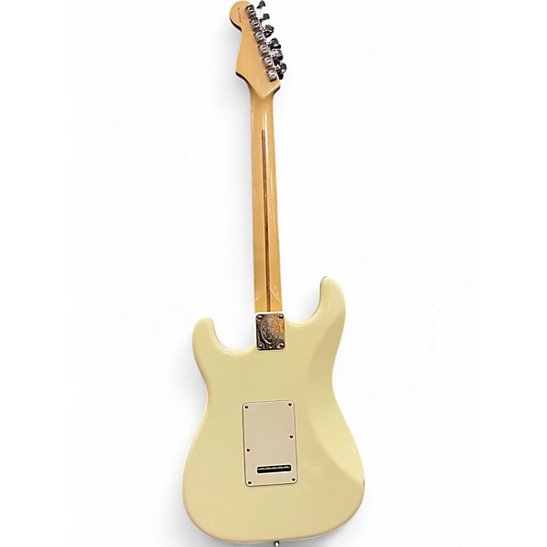 Used 2004 Fender American Standard Stratocaster Olympic White Solid Body Electric Guitar
