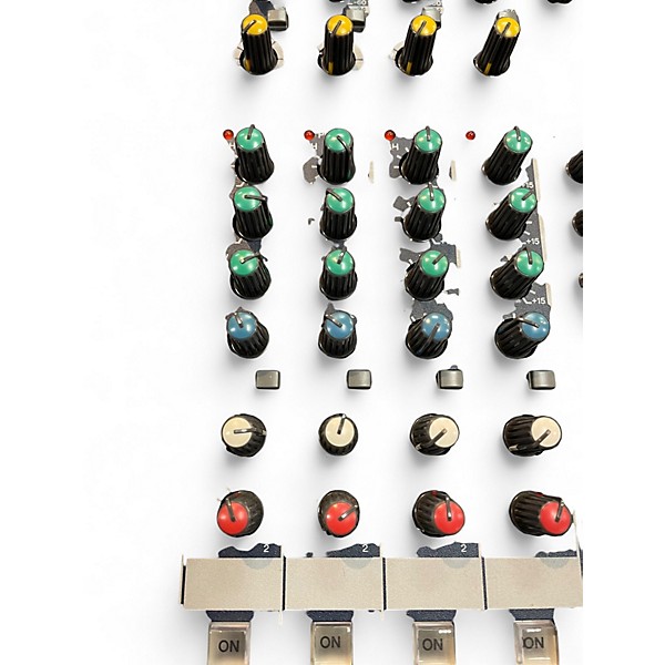 Used Yamaha MG124CX Unpowered Mixer