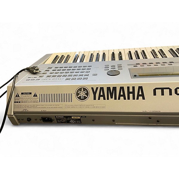 Used Yamaha Motif ES6 61 Key Keyboard Workstation