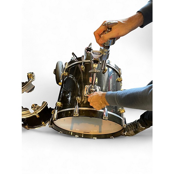 Used Yamaha 5 Piece maple custom black maple Drum Kit
