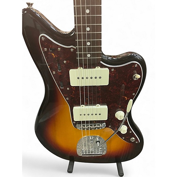 Used 2022 Fender MIJ Traditional 60's Jazzmaster 3 Tone Sunburst Solid Body Electric Guitar