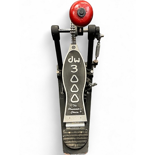 Used DW 3000 Series Single Single Bass Drum Pedal